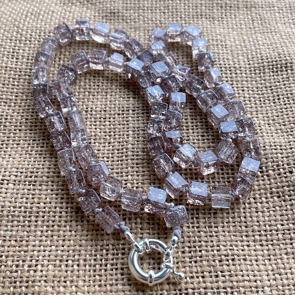 Crackle Stone Square Necklace Knotted designer In style Gray Handmade - Picture 1 of 7